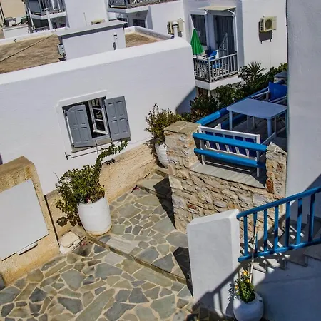 公寓式酒店 伊奥阿纳酒店 纳乌萨