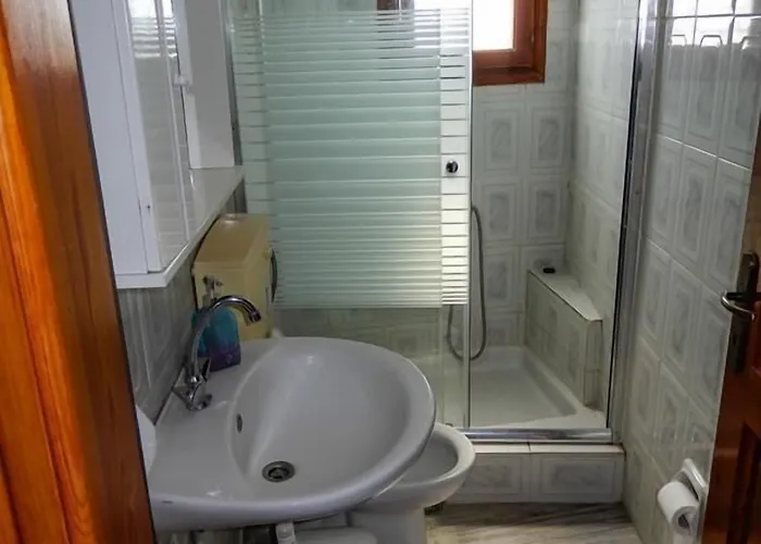 Ioanna מלון דירות 4*