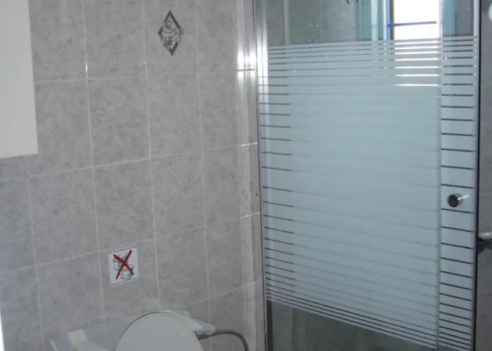 Ioanna מלון דירות נאוסה