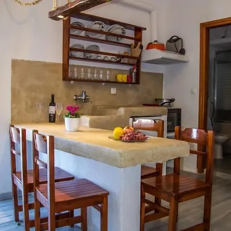 Ioanna Hotel apartamentowy Nausa