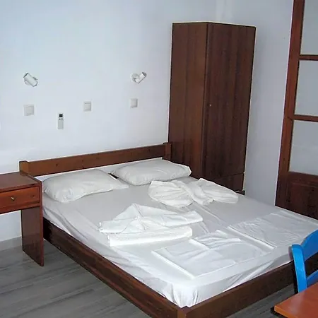 Ioanna 4* Nausa