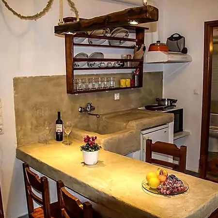 Hotel apartamentowy Ioanna Nausa