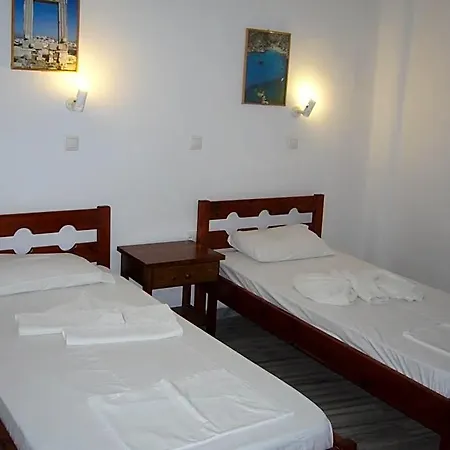 Ioanna Hotel apartamentowy Nausa