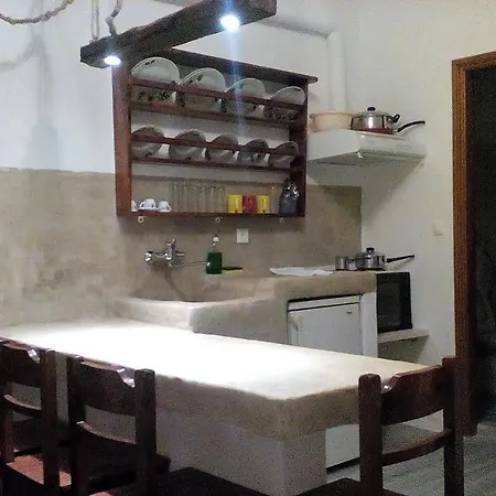 Ioanna Hotel apartamentowy Nausa